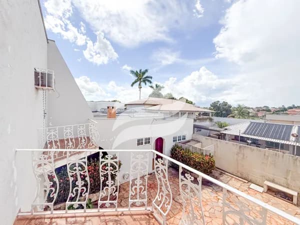 Casa 4 suítes à venda no Bairro Icaray em Araçatuba