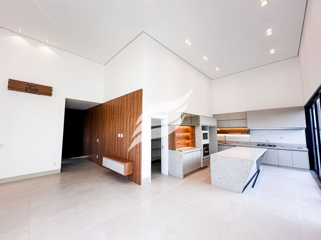 Casa 3 suítes à venda no Condomínio Royal Boulevard em Araçatuba