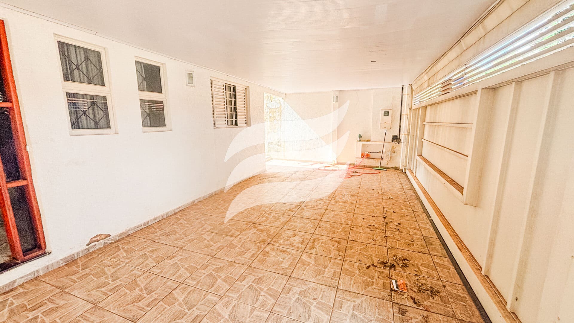 Casa 03 quartos à venda próximo a rua Aviação, Araçatuba/SP