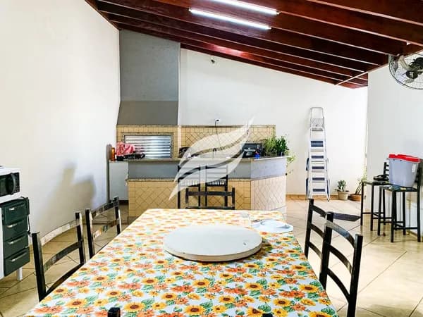 Casa 4 suítes à venda no bairro Paraíso em Araçatuba