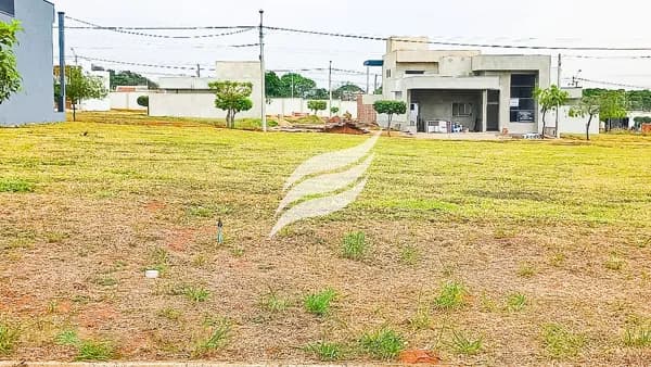 Lote de 225 m² à venda no Condomínio Costa Home em Araçatuba