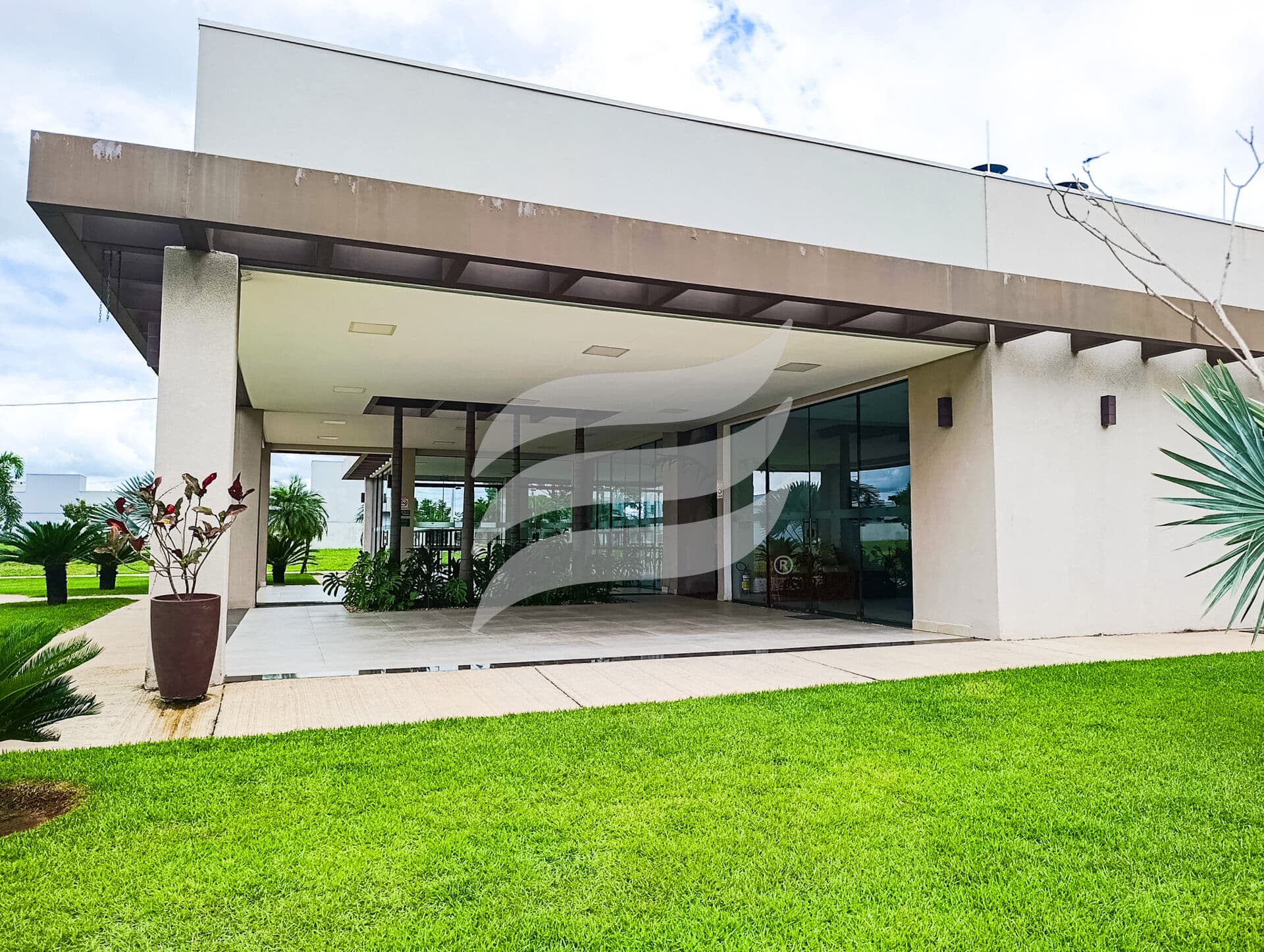 Terreno 320 m² à venda no condomínio Quinta do Ipê, Araçatuba/SP