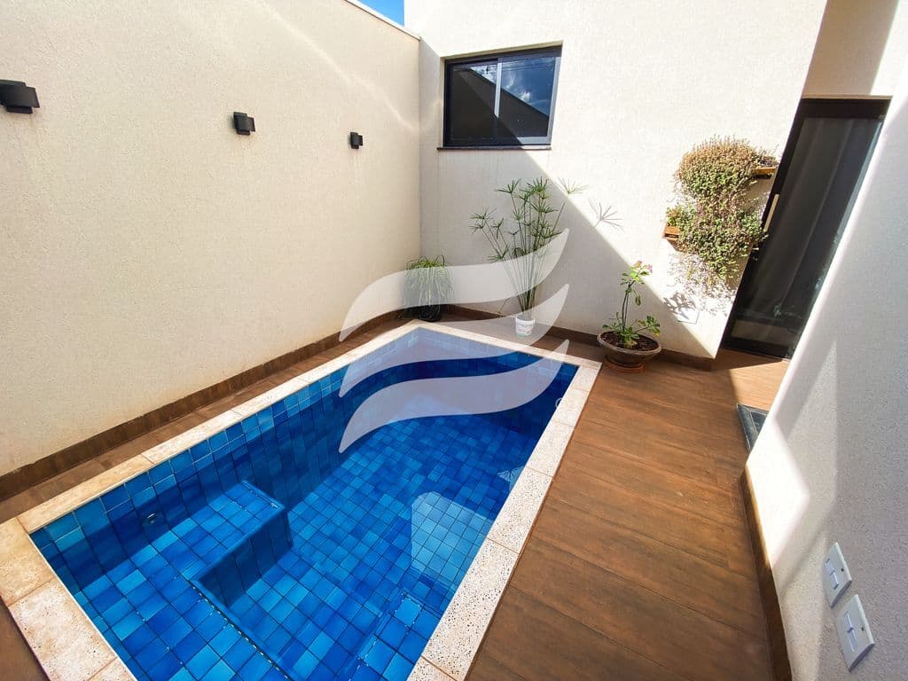Casa com 3 suítes e piscina à venda no Condomínio Laranjeiras em Araçatuba
