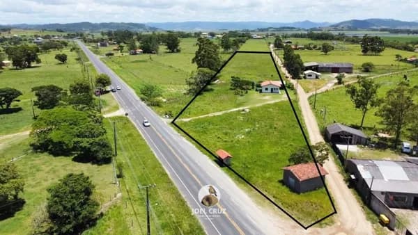 Fazenda/Sítios/Chácaras em Jaguaruna - Morro Bonito