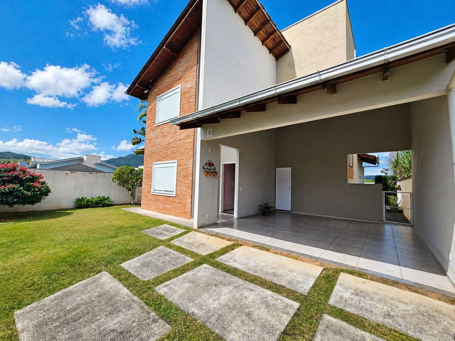 Casa com Suíte + 3 dormitórios no loteamento Montreal no bairro Três Rios do Norte em Jaraguá do Sul