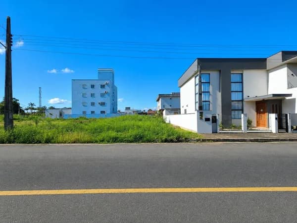 À venda - Terreno no bairro Rau próximo a faculdade Católica em Jaraguá do Sul
