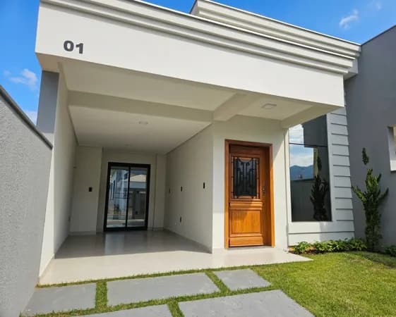 Casa Geminada com suíte + 2 dormitórios na Barra do Rio Cerro I em Jaraguá do Sul
