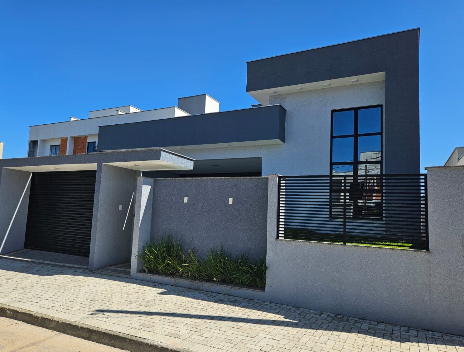 Casa com 2 suites + 1 dormitório no bairro em Três Rios do Norte em Jaraguá do Sul
