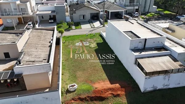 Lote/Terreno em Pindamonhangaba - Condomínio Residencial E Comercial Moema Ville