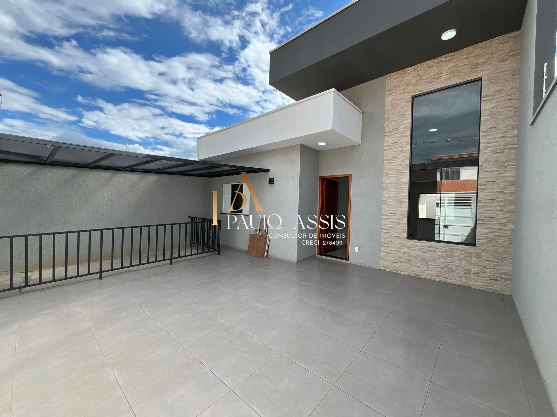 Casa em Pindamonhangaba - Loteamento Residencial e Comercial Flamboyant