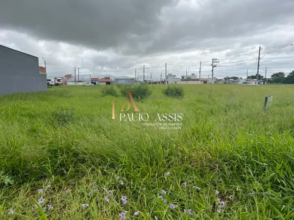 Lote/Terreno em Pindamonhangaba - Centro
