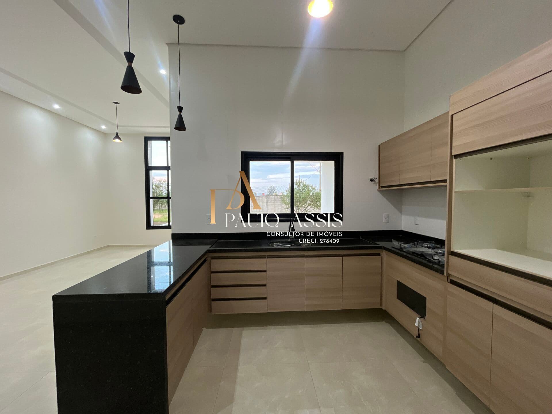 Casa a venda no condomínio Laguna em Pindamonhangaba