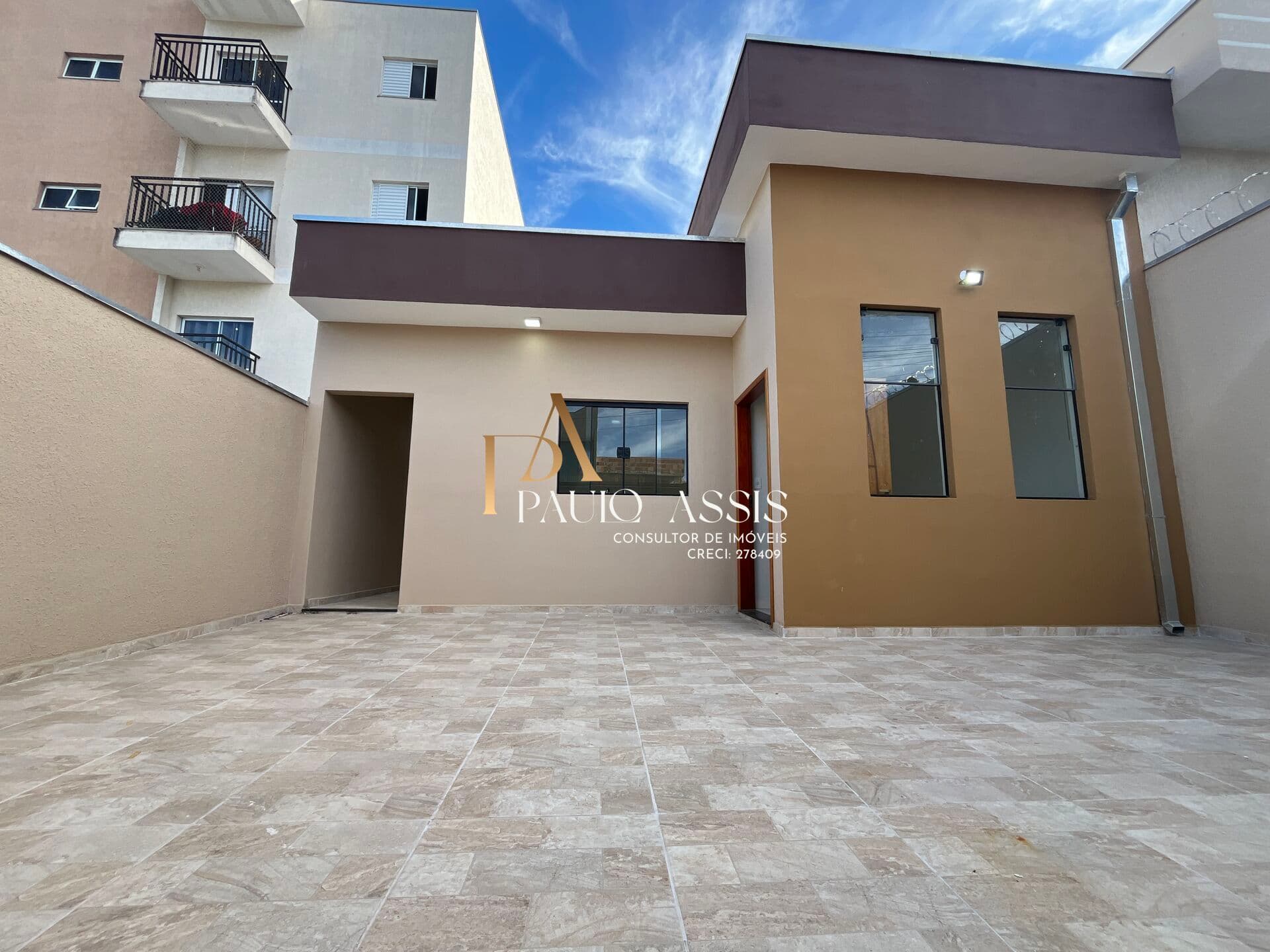 Linda Casa no bairro Flamboyant