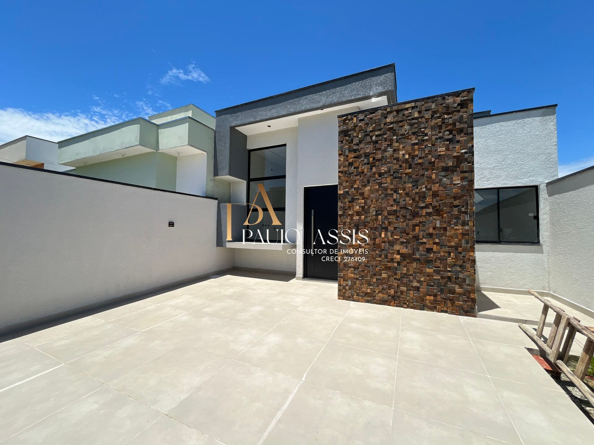 Casa em Pindamonhangaba - Loteamento Santa Clara