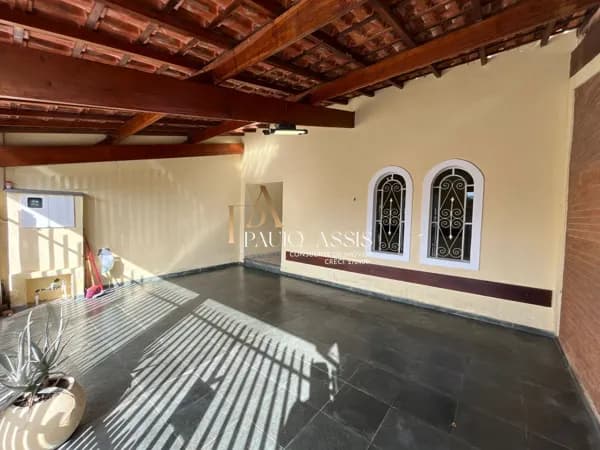 Casa em Pindamonhangaba - Santana