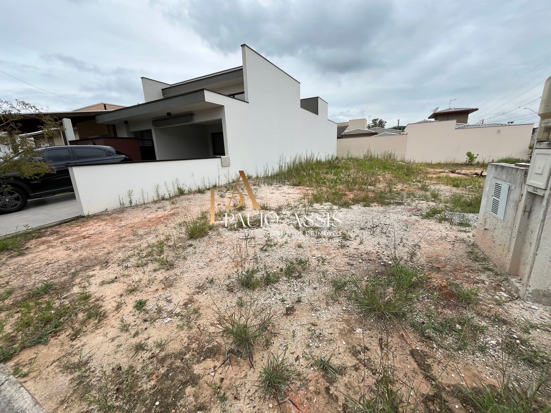 Lote/Terreno em Pindamonhangaba - Condomínio Residencial e Comercial Laguna