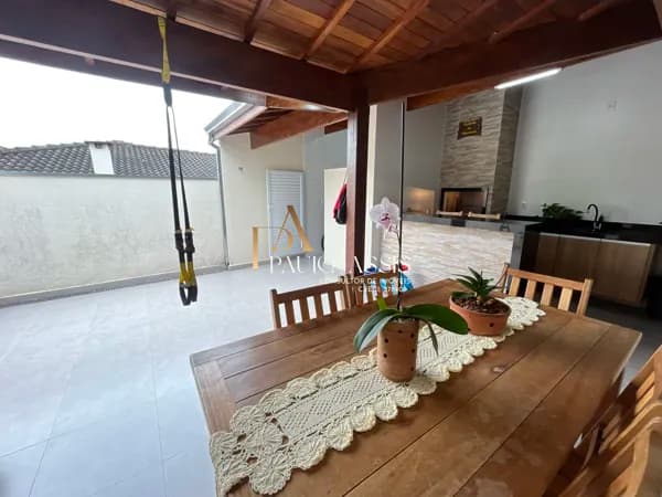 Casa em Pindamonhangaba - Loteamento Alfredo Abilio Flores