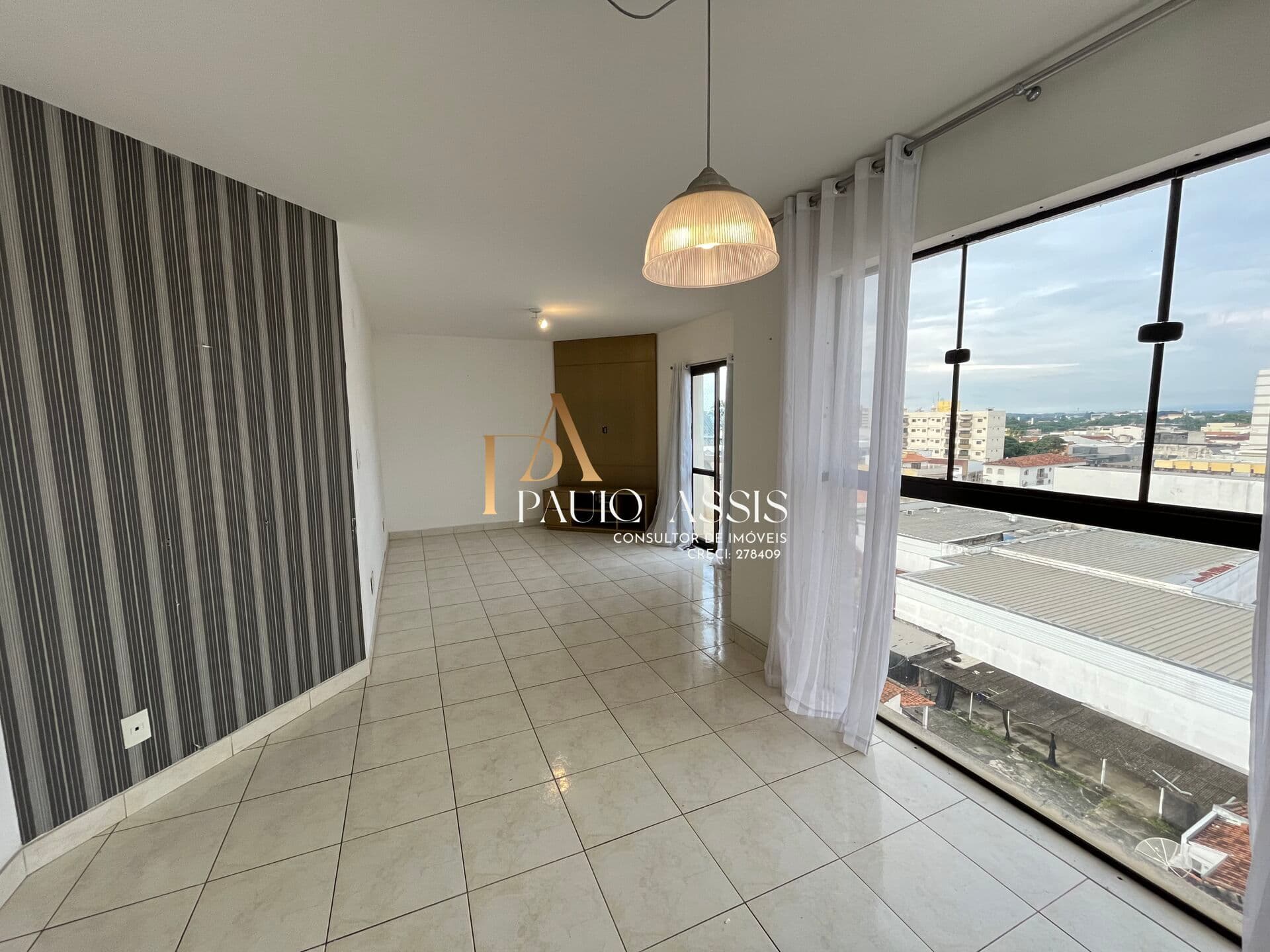 Apartamento em Pindamonhangaba - Centro