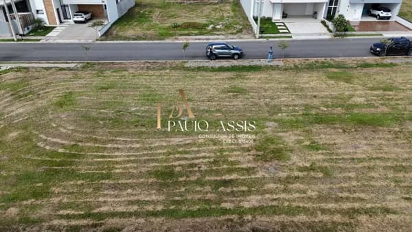 Lote/Terreno em Pindamonhangaba - Parque das Nações