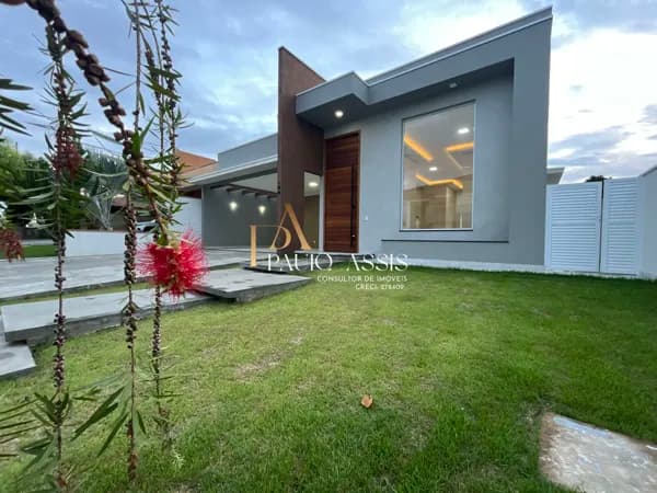 Casa Alto Padrão a Venda.