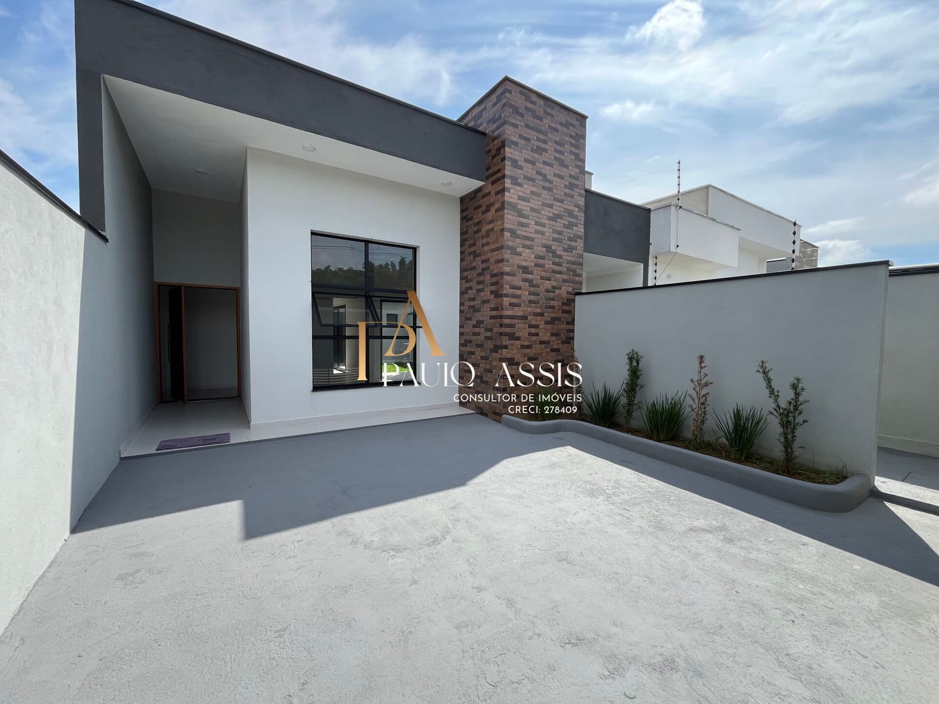Casa em Pindamonhangaba - Loteamento Santa Clara