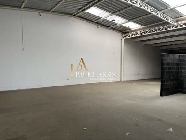 Galpão/Depósito/Armazém em Pindamonhangaba - Bela Vista