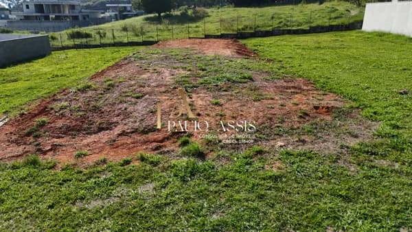Terreno no Condomínio Reserva Bom Sucesso