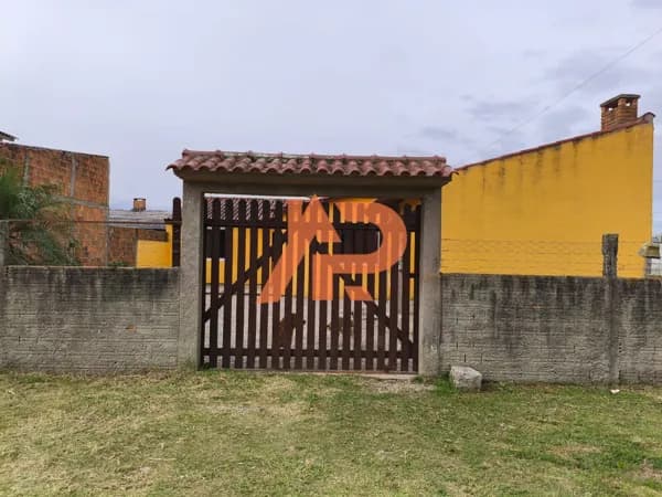 Casa em Pelotas - Laranjal