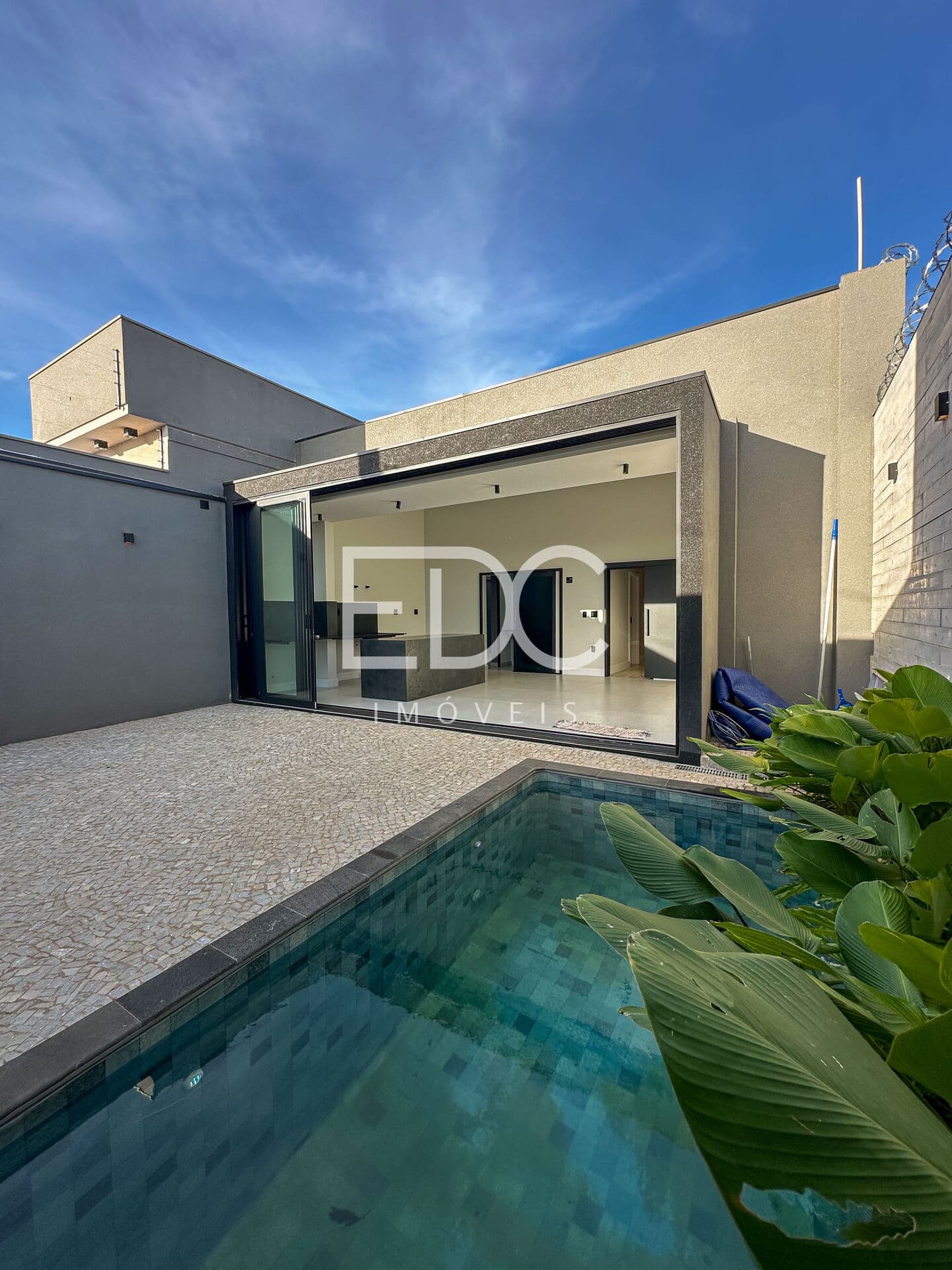Casa em Franca - Esplanada Primo Meneghetti II