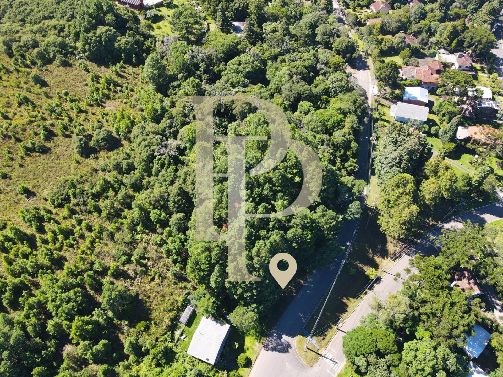Terreno com 425 m2, localizado a menos de 6 minutos do Lago São Bernardo, o cartão postal da cidade de São Chico RS.