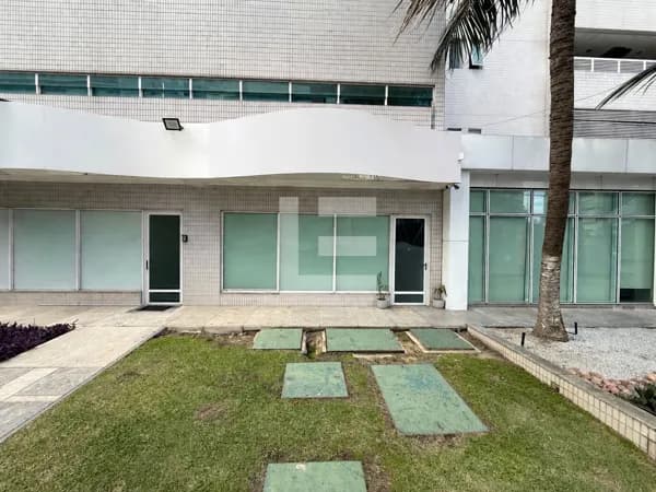 Loja/Ponto comercial anexo ao Radisson Hotel - 25 m² - Ideal para negócios alto padrão