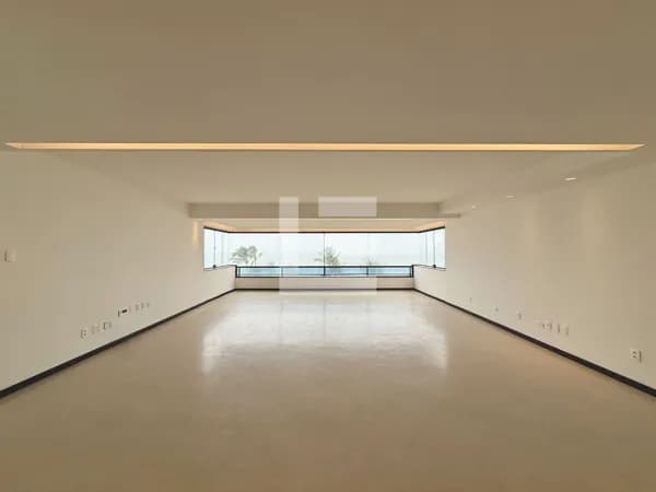 Edf. Maria Lúcia | Apartamento reformado na beira-mar de Boa Viagem para Locação | 312 m² | 3 Suítes | 3 Vagas