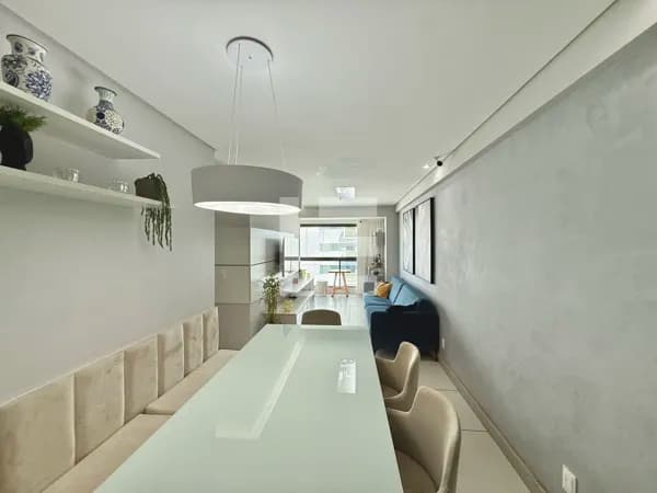 Edf. Maria Lígia - Apartamento com 81 m² em andar alto e reformado