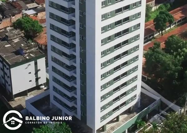 Estação Leonardo Falcão | Apartamento em Casa Amarela