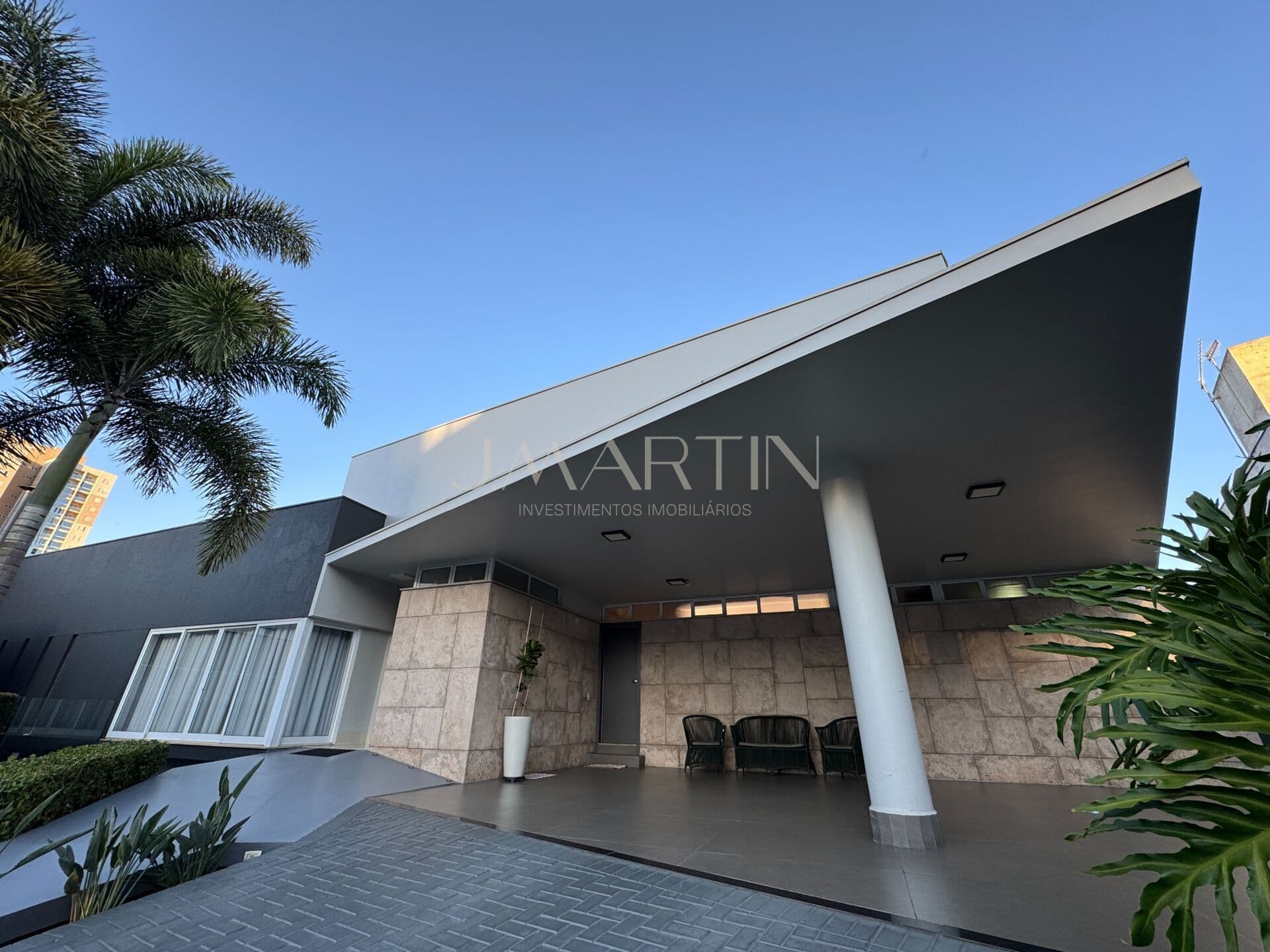 Casa de Condomínio em Maringá - Jardim Novo Horizonte