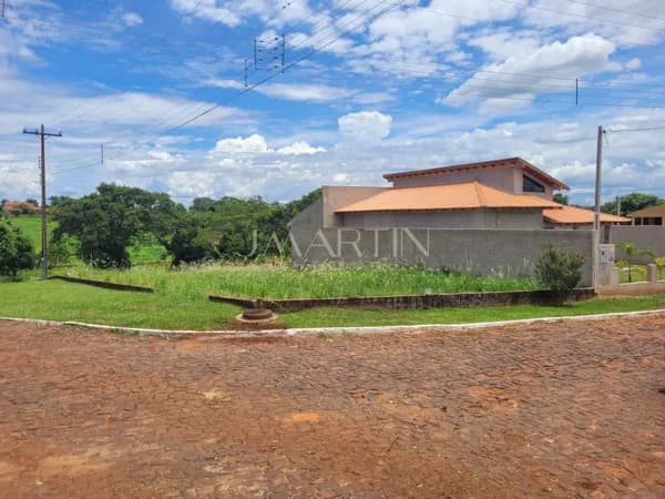 Lote/Terreno em Santa Inês - Centro