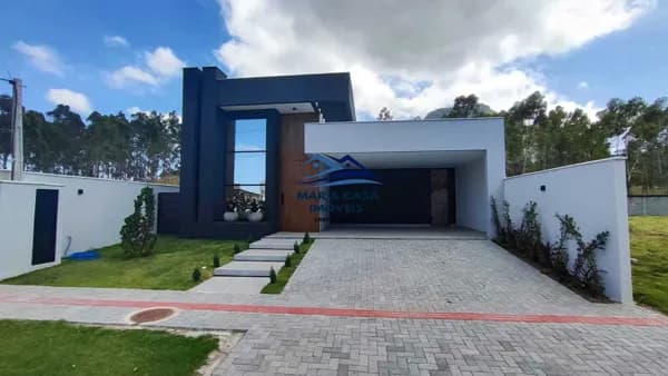 Casa Alto Padrão no Condomínio Solaris.
