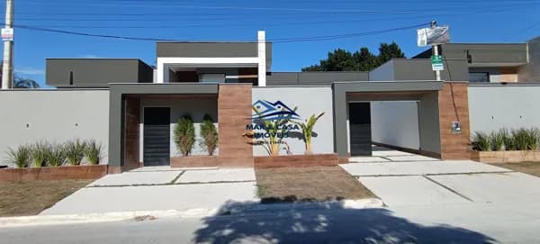 Casa dos sonhos com piscina na Praia de Itaipuaçu, em Maricá-RJ