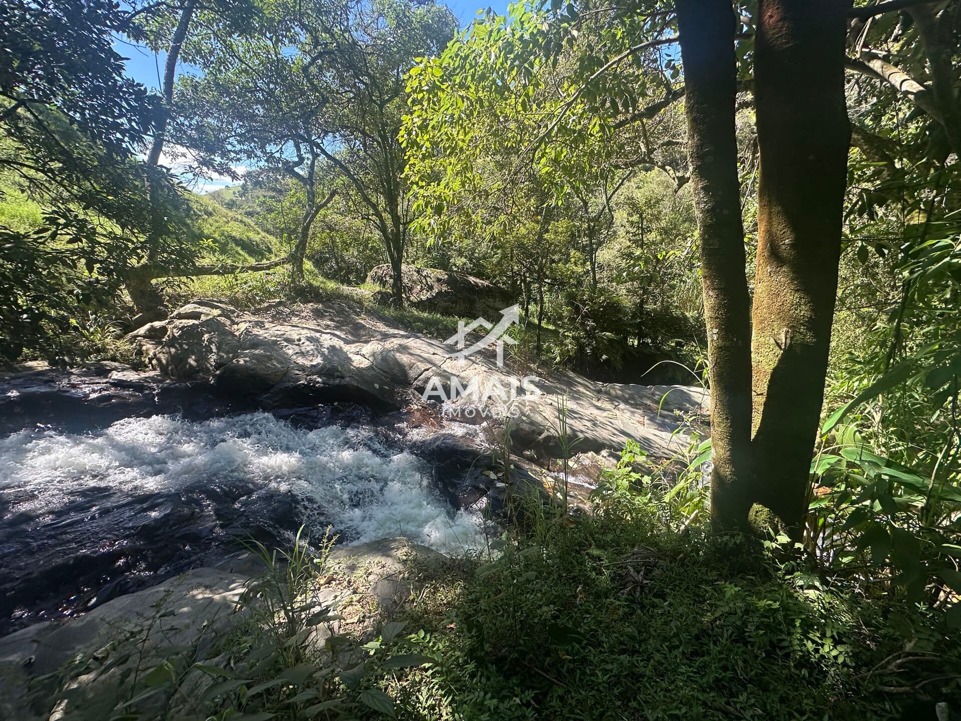 Lote/Terreno em Paraisópolis - Costas