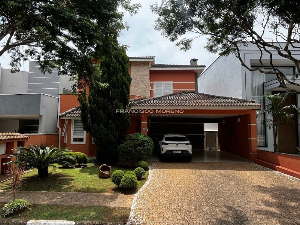 Casa à venda com 3 suítes