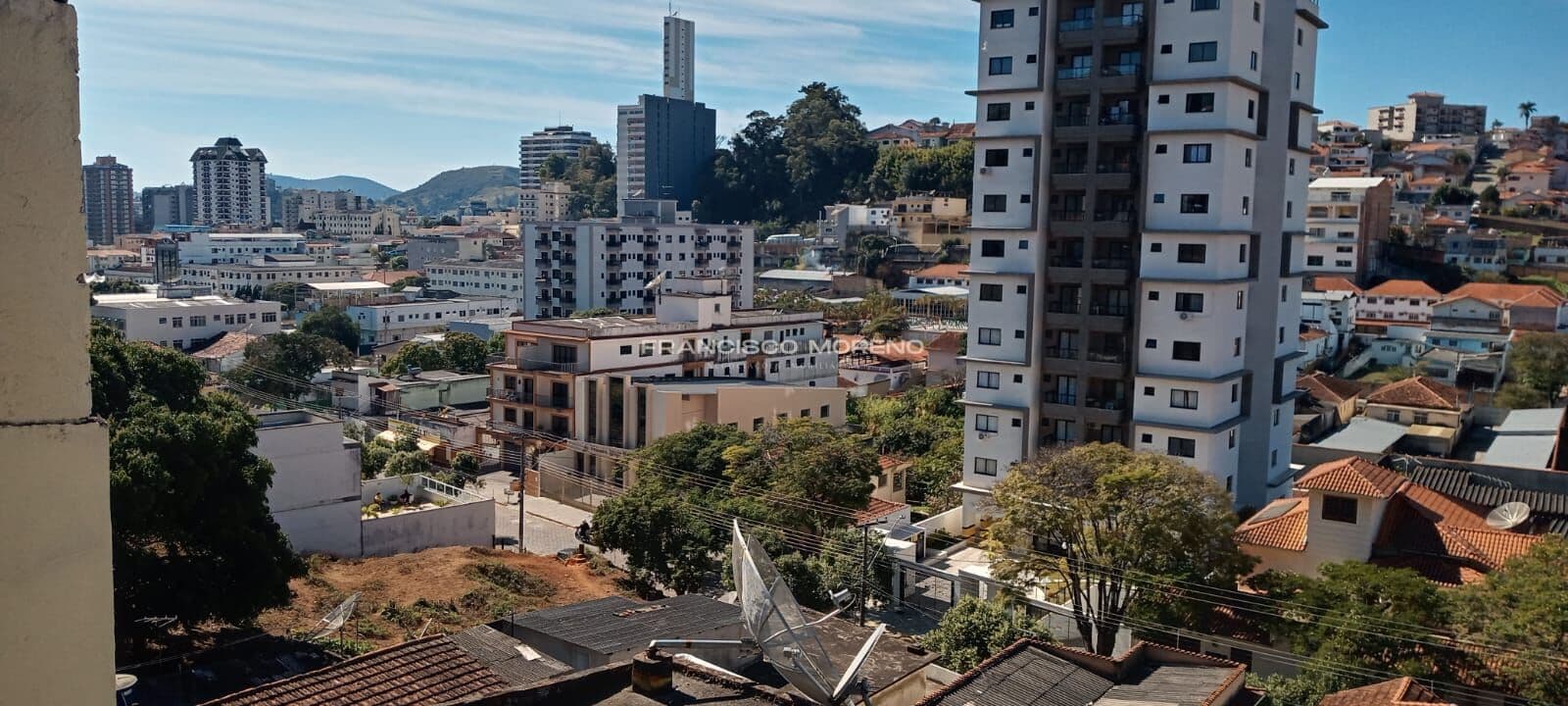 Sobrado em São Lourenço - Porta-do-Céu