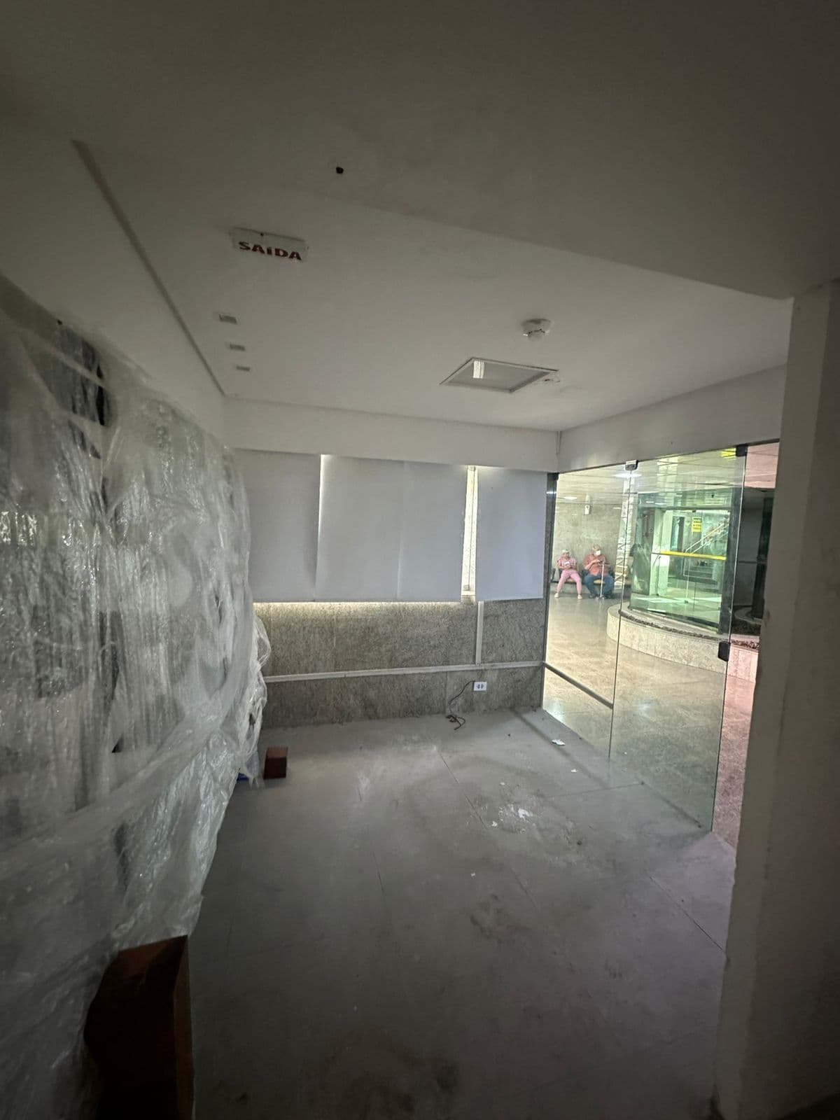 Loja Comercial para Alugar tem 30,6 m² - Rua das Fronteiras - Boa Vista - Recife