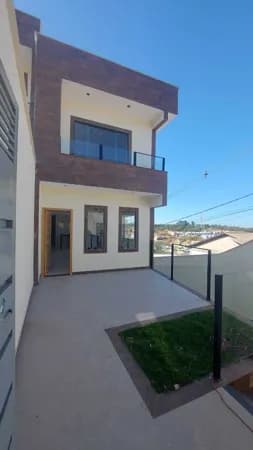 Casa à venda no bairro são pedro em Esmeraldas/MG