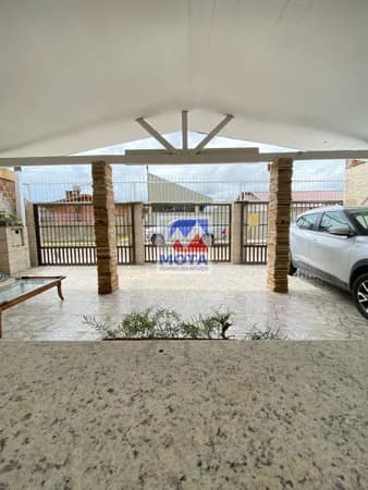 Casa com Piscina no Centro Guaratuba/PR