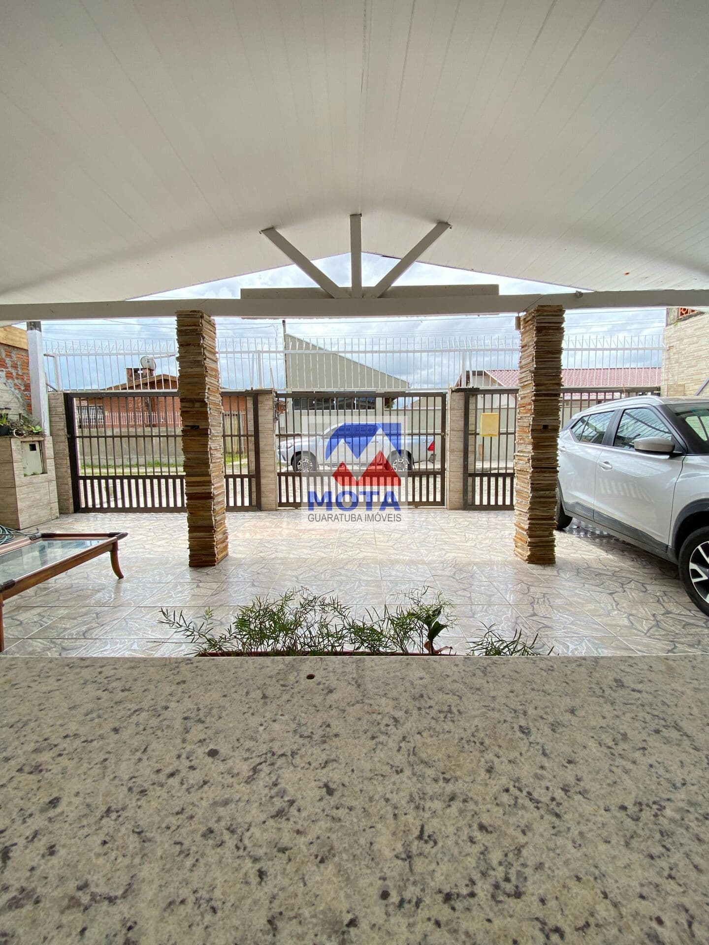 Casa com Piscina no Centro Guaratuba/PR