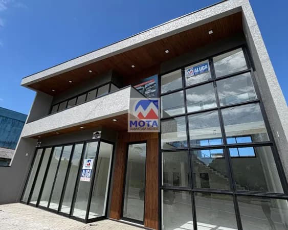 Sala comercial disponível para locação anual em Guaratuba