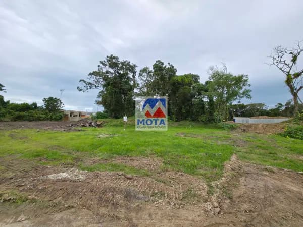 Terreno com área total de 466,55 m² no Brejatuba