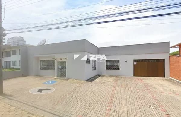 Imóvel comercial no centro da cidade.