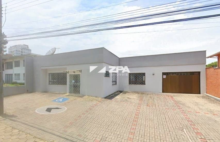 Imóvel comercial no centro da cidade.