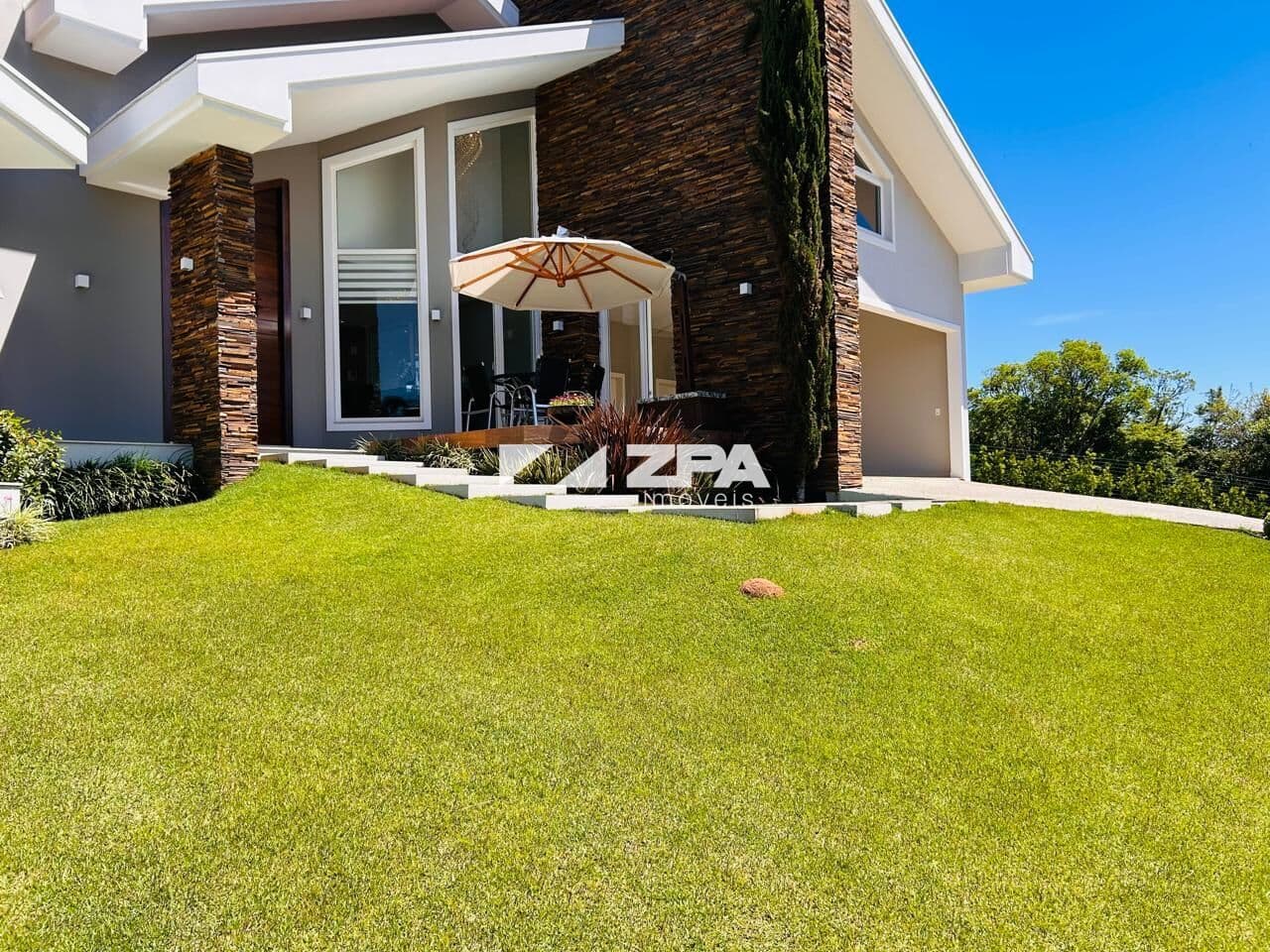 Casa Alto Padrão Schramm! Luxo e Sofisticação!
